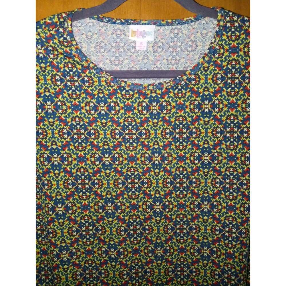 NWT LULAROE IRMA Womens Small Abstract Artsy Short Sleeve Hi-Lo Top Multicolor - Picture 3 of 12